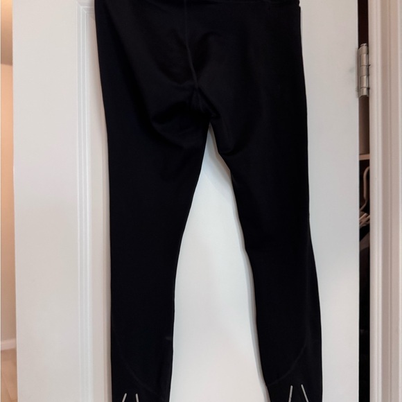 Athleta Running Black Leggings with reflective ankles - Picture 5 of 9